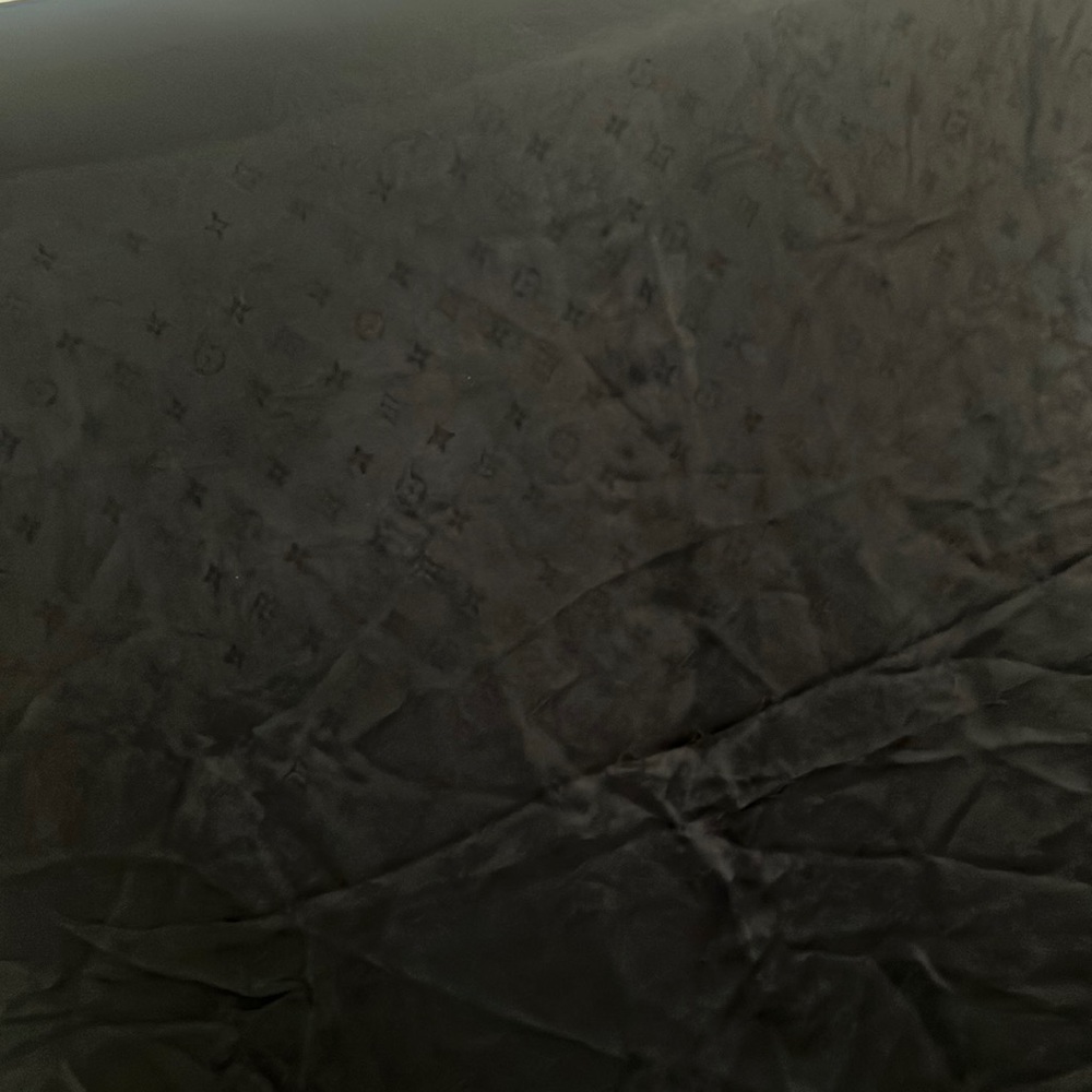 louie Vuitton black scarf